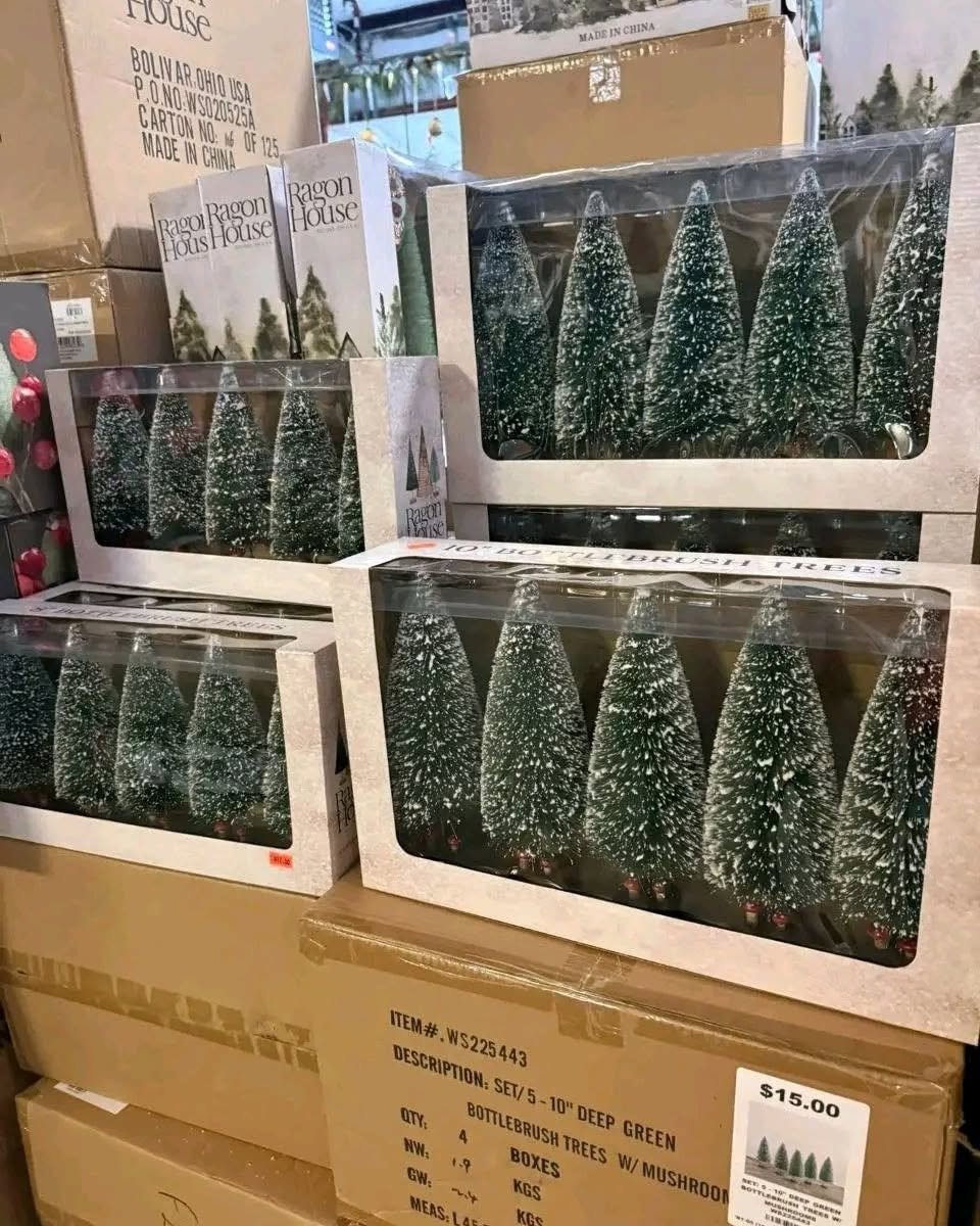 Christmas Tree Pallet (100 Units Per Pallet) - Image 2
