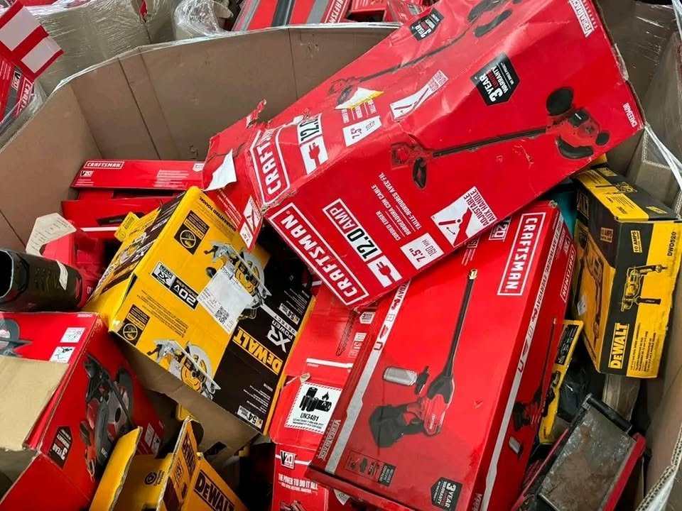 Craftsman and DeWalt Tools Pallet (25 Tools Per Pallet) - Image 7