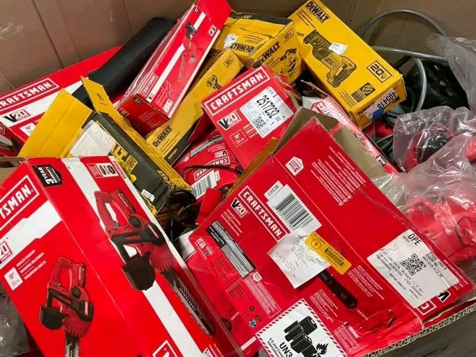 Craftsman and DeWalt Tools Pallet (25 Tools Per Pallet) - Image 2