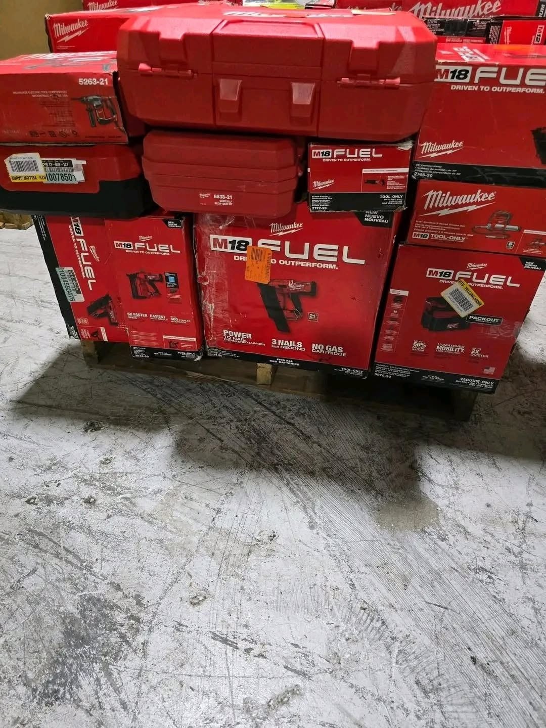 Milwaukee Tools Pallet (30 Tools Per Pallet) - Image 4