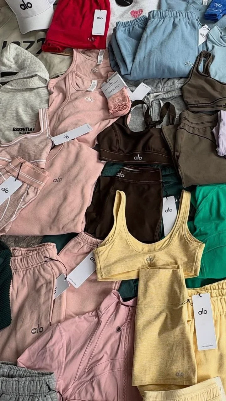 Alo Yoga Apparel Pallet (250 Pieces Per Pallet) - Image 3