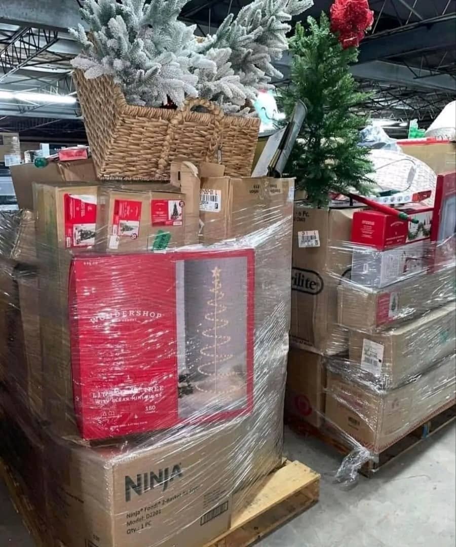 Christmas Trees and Toys Pallets (100+ Items Per Pallet) - Image 2