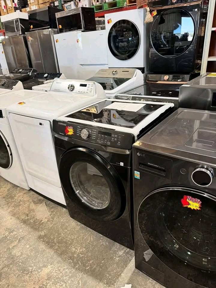 Samsung Washer and Dryer Combo - Image 3