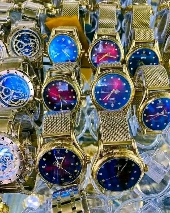 Mixed Watch Pallet (330 Pieces Per Pallet) - Image 2