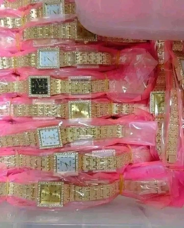 Mixed Watch Pallet (330 Pieces Per Pallet) - Image 3