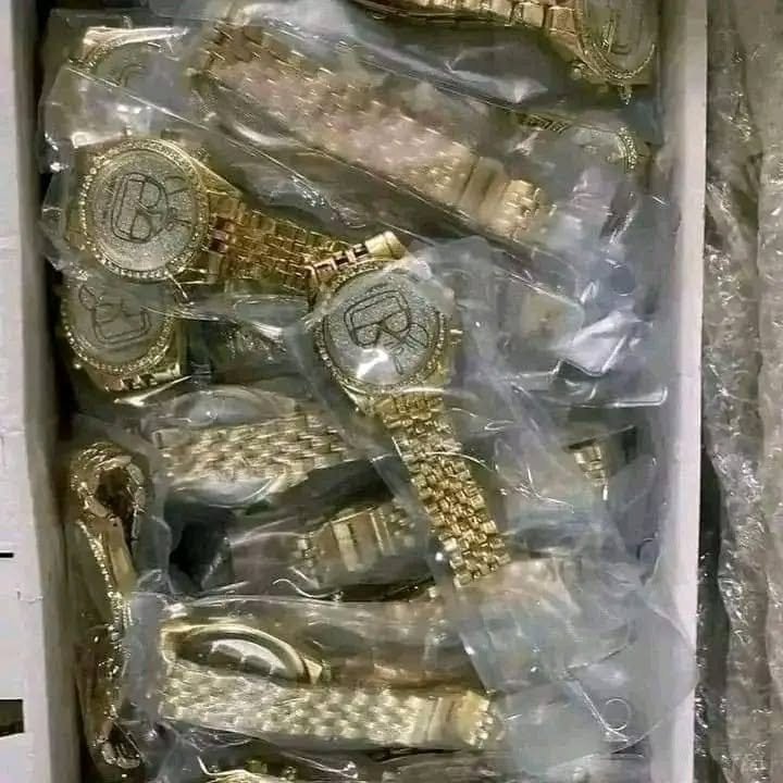 Mixed Watch Pallet (330 Pieces Per Pallet) - Image 5